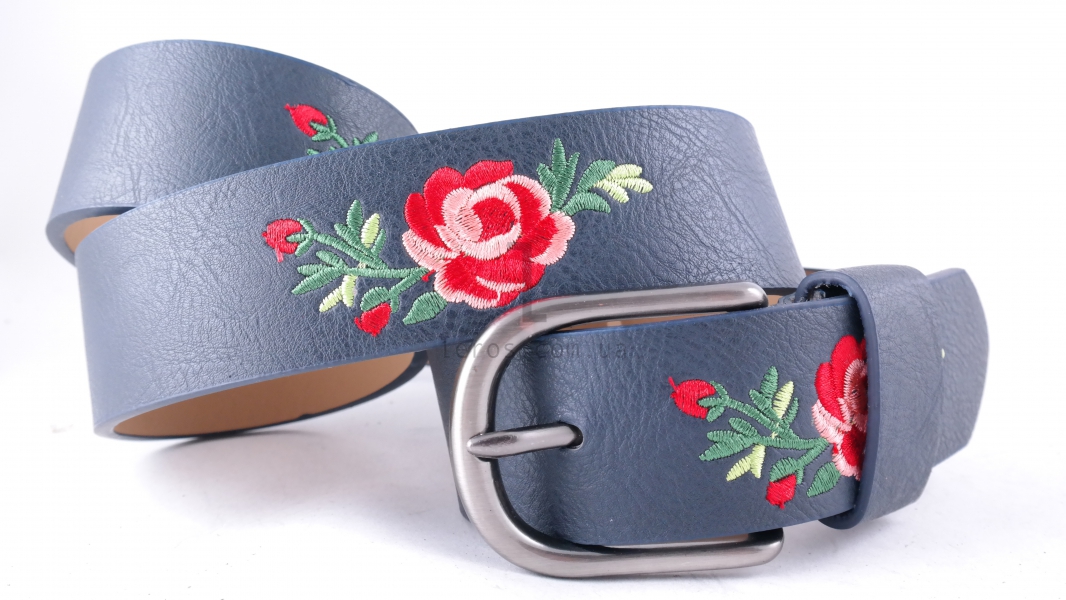 Жіночий ремень з візерунком