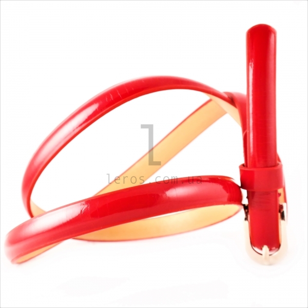 Жіночий ремінь із класичною пряжкою