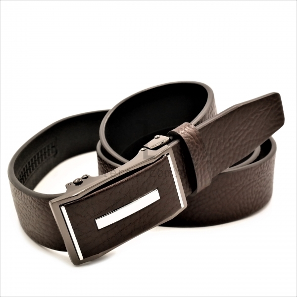 Чоловічий шкіряний ремінь із автоматичною пряжкою