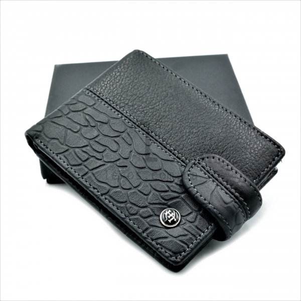 Чоловічий шкіряний гаманець Чорного кольору