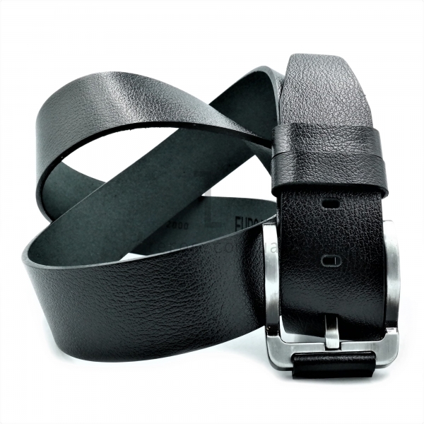 Чоловічий шкіряний ремінь
