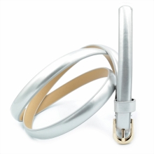 Жіночий ремінь із класичною пряжкою