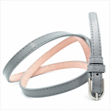 Жіночий ремінь із класичною пряжкою