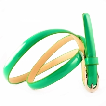 Жіночий ремінь із класичною пряжкою