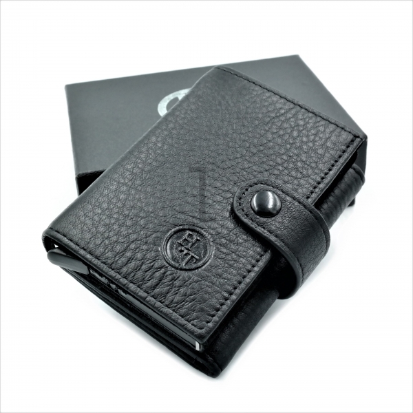 Чоловіча шкіряна візитниця-гаманець Чорного кольору