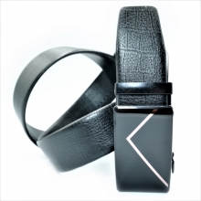 Чоловічий ремінь із автоматичною застібкою