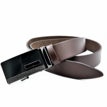 Чоловічий шкіряний ремінь із автоматичною пряжкою