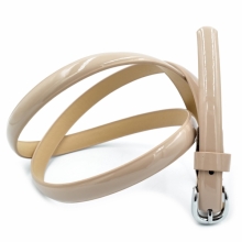 Жіночий ремінь із класичною пряжкою