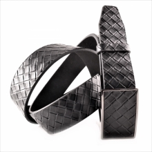 Чоловічий ремінь із затискною пряжкою