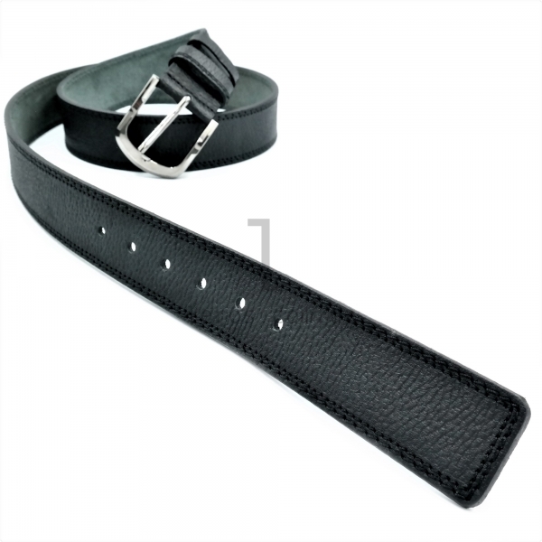 Чоловічий шкіряний ремінь під джинси.