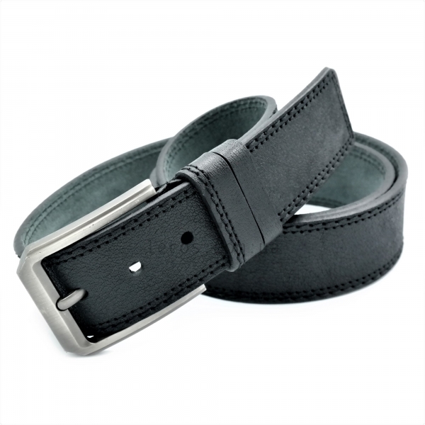 Чоловічий шкіряний ремінь під джинси.