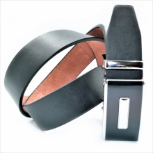 Чоловічий ремінь із автоматичною застібкою