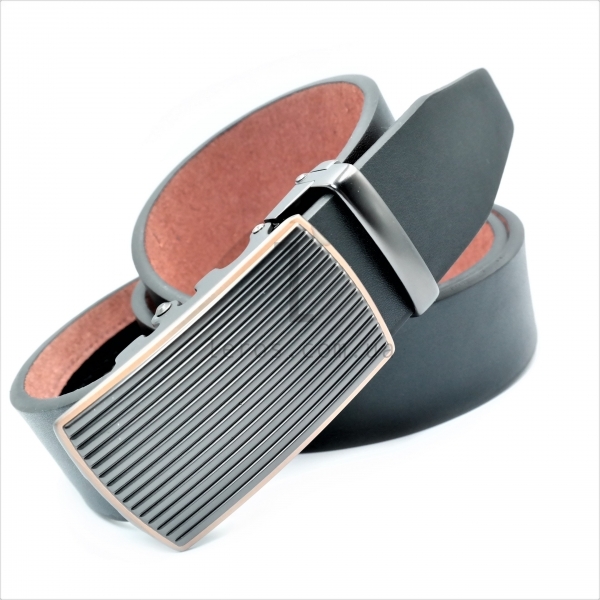 Чоловічий ремінь із автоматичною застібкою