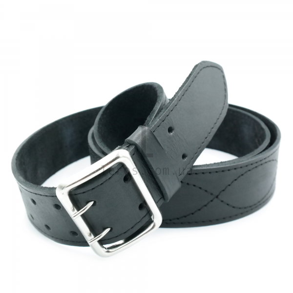 Чоловічий шкіряний ремінь під джинси.