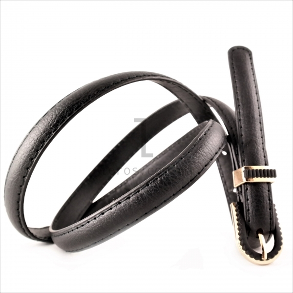 Жіночий ремінь із класичною пряжкою