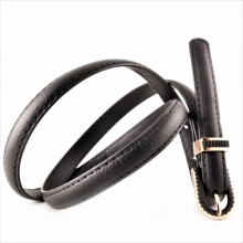 Жіночий ремінь із класичною пряжкою