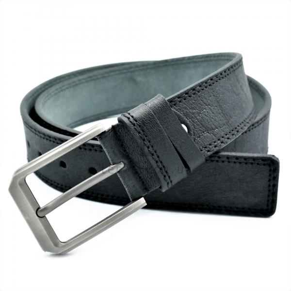 Чоловічий шкіряний ремінь під джинси.