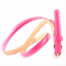 Жіночий ремінь із класичною пряжкою